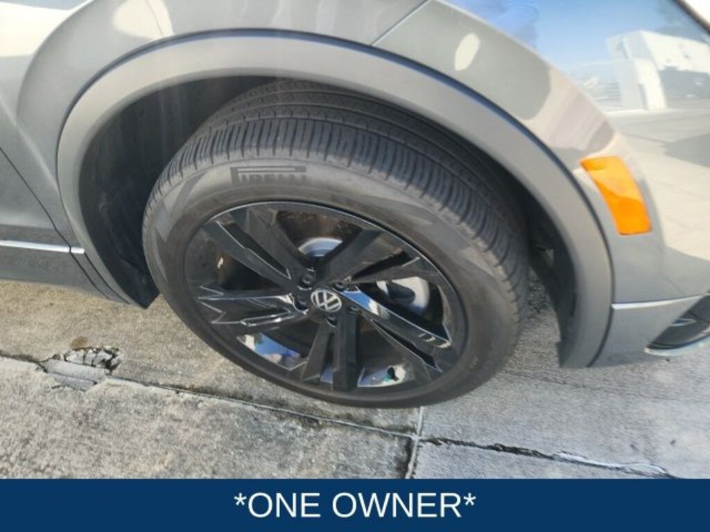 Used 2024 Volkswagen Tiguan 2.0T SE R-Line Black SUV