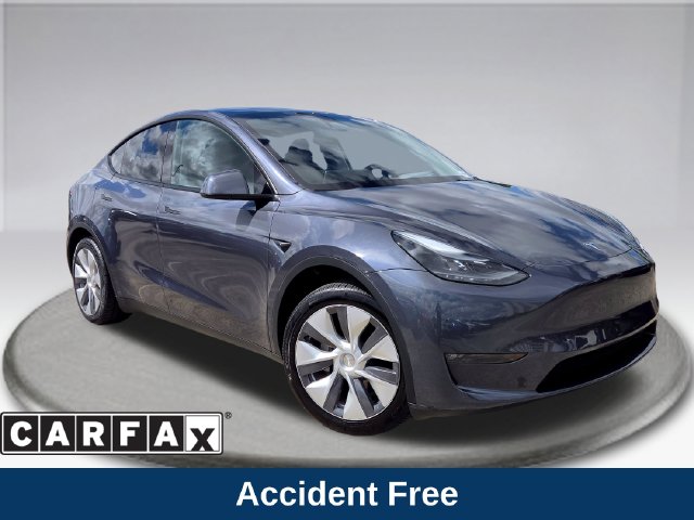 Used 2023 Tesla Model Y Base with VIN 7SAYGDED1PF941151 for sale in Fort Lauderdale, FL