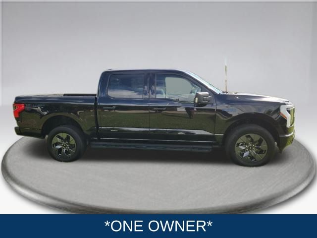 2024 Ford F-150 Lightning photo 3