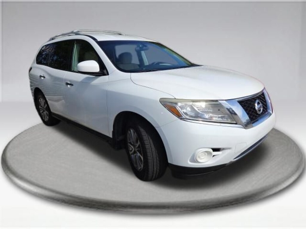 Used 2016 Nissan Pathfinder S SUV