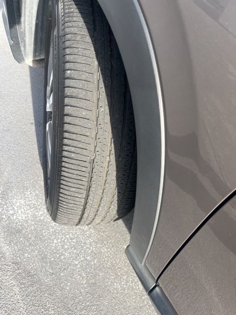 2021 Subaru Ascent Limited photo 2