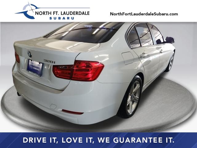 2015 BMW 3 Series 320i