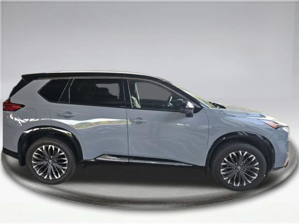 Used 2024 Nissan Rogue Platinum SUV