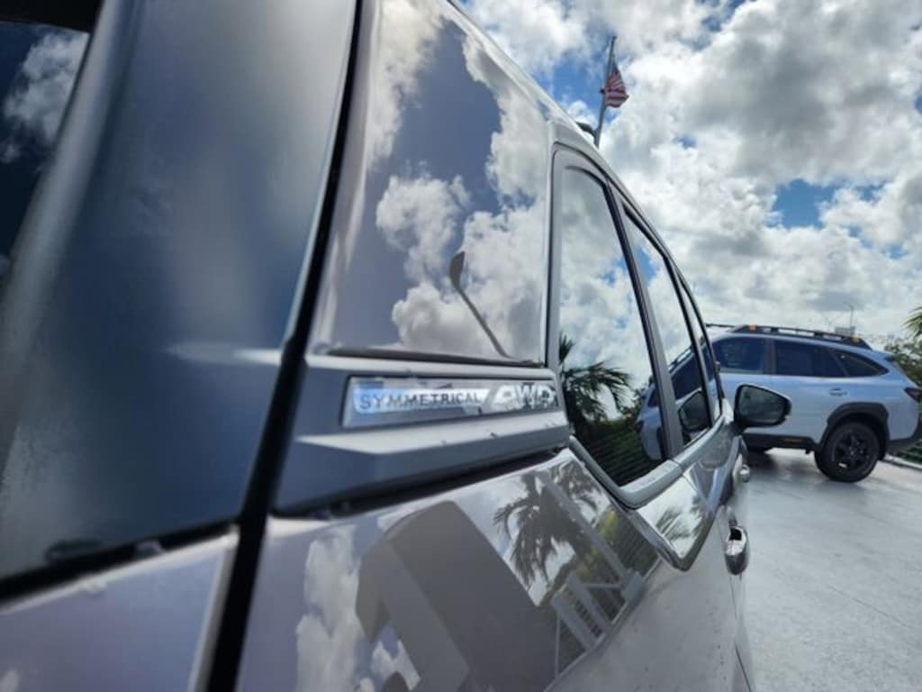 New 2025 Subaru Forester Hybrid Limited SUV