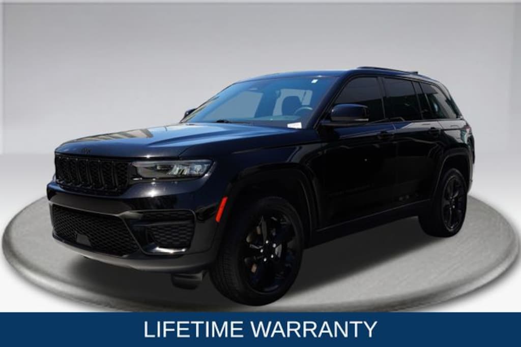 Used 2023 Jeep Grand Cherokee Altitude X SUV