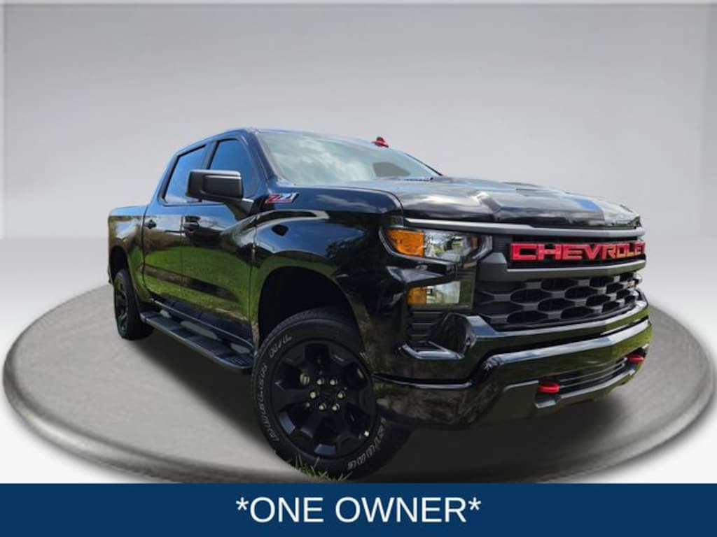 Used 2025 Chevrolet Silverado 1500 Custom Trail Boss Truck