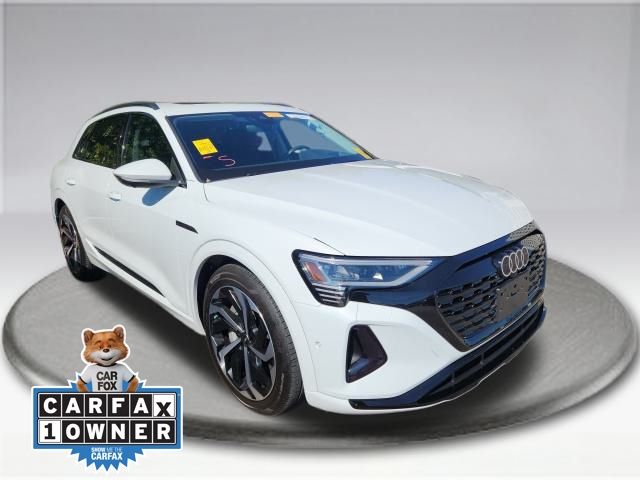 2024 Audi Q8 E-tron Prestige photo 2