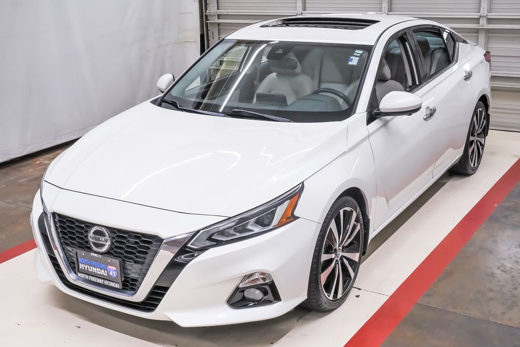 Used 2019 Nissan Altima 2.5 Platinum Sedan