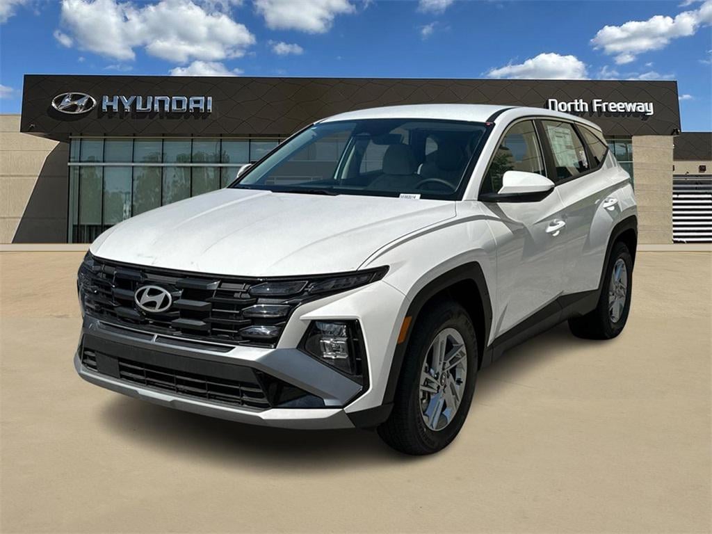 New 2025 Hyundai Tucson SE FWD SUV