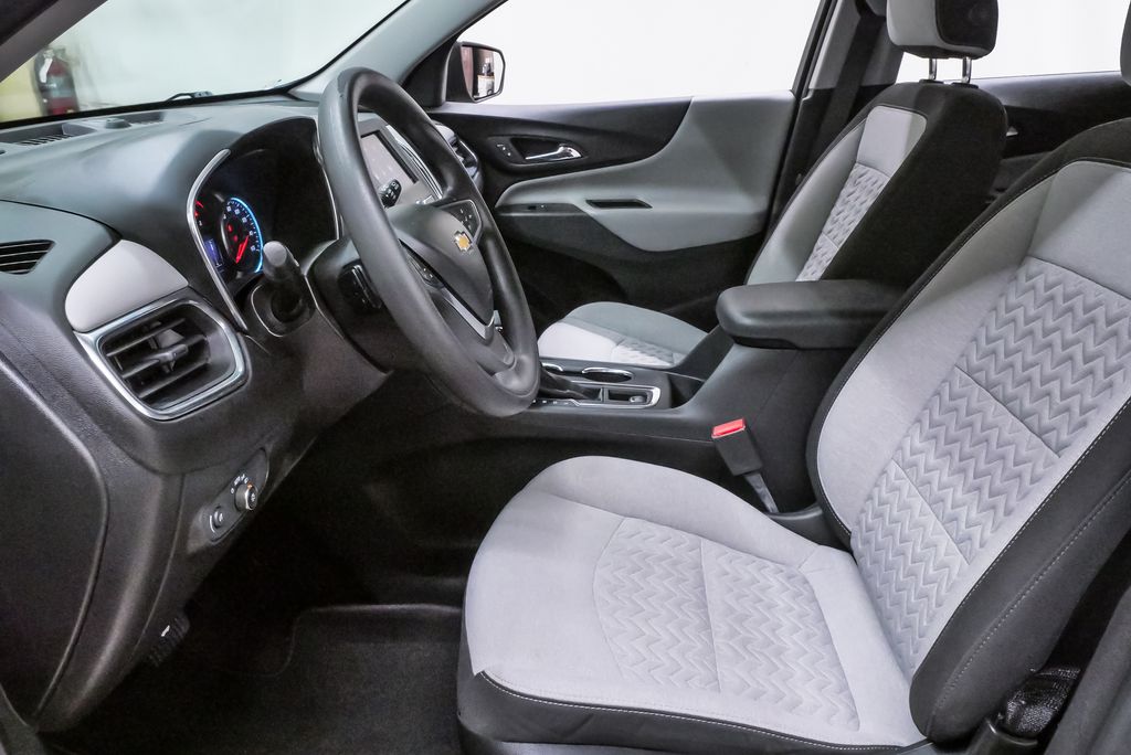 2022 Chevrolet Equinox LS - Photo 9