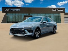 2025 Hyundai Sonata SEL Sedan