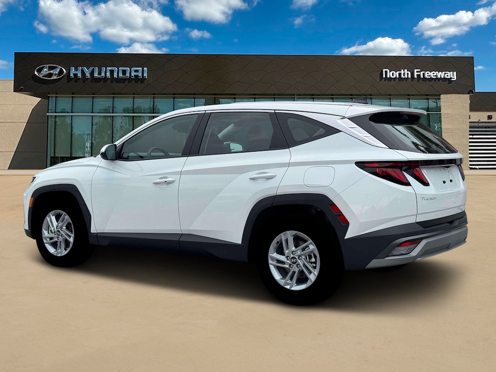 New 2026 Hyundai Tucson SE FWD SUV