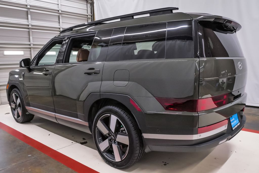 2025 Hyundai Santa Fe Limited - Photo 8