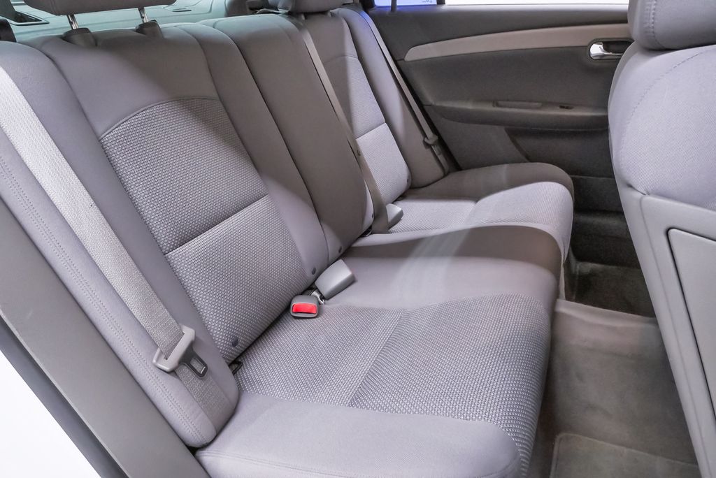 2009 Chevrolet Malibu 1LT - Photo 11