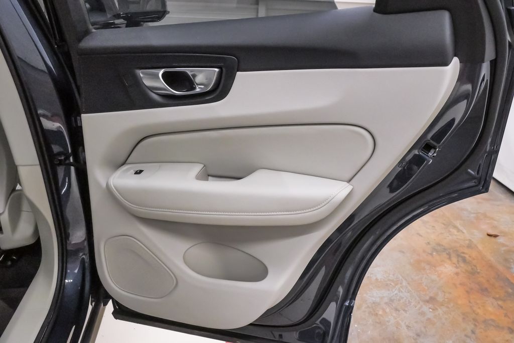 2026 Volvo XC60 Ultra - Photo 29