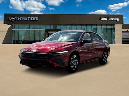 2025 Hyundai Elantra SEL Sport Sedan