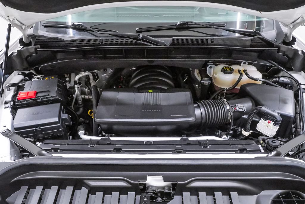 2025 GMC Sierra 1500 SLT - Photo 29