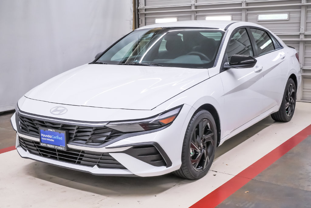  Hyundai Elantra