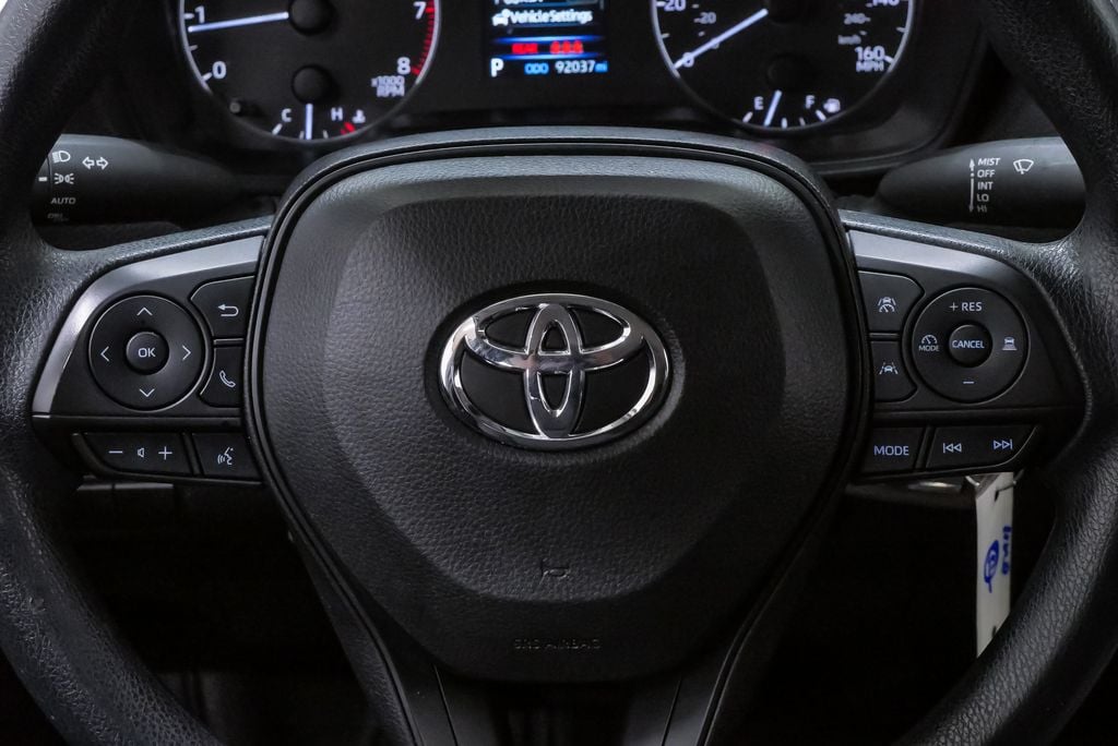 2023 Toyota Corolla LE - Photo 20