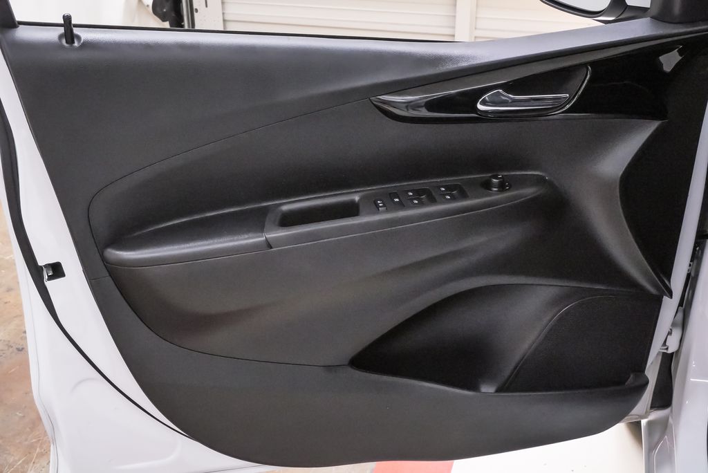 2020 Chevrolet Spark 2LT - Photo 25