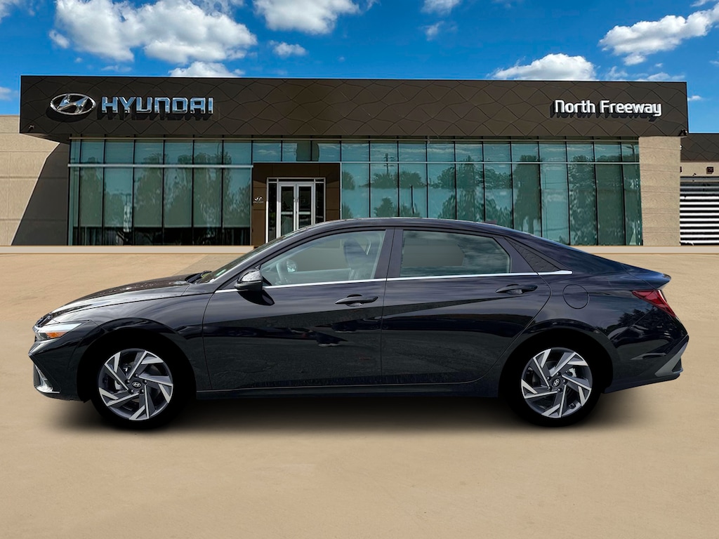 New 2026 Hyundai Elantra Limited Sedan