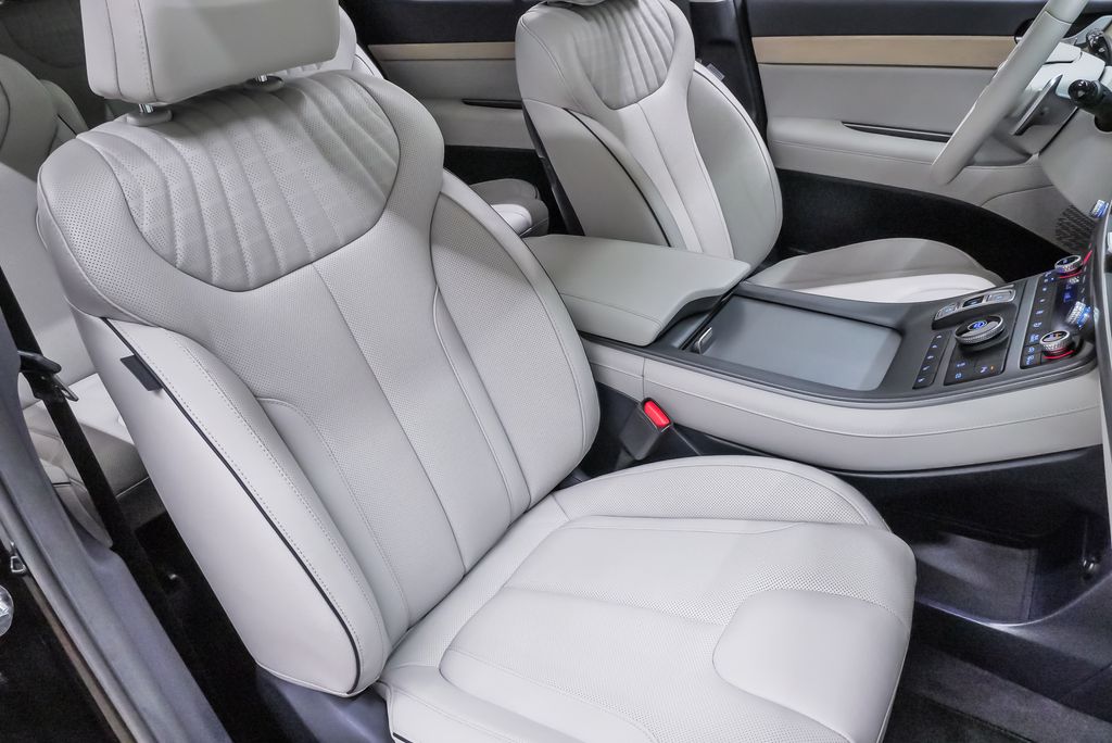 2024 Hyundai Palisade Limited - Photo 16