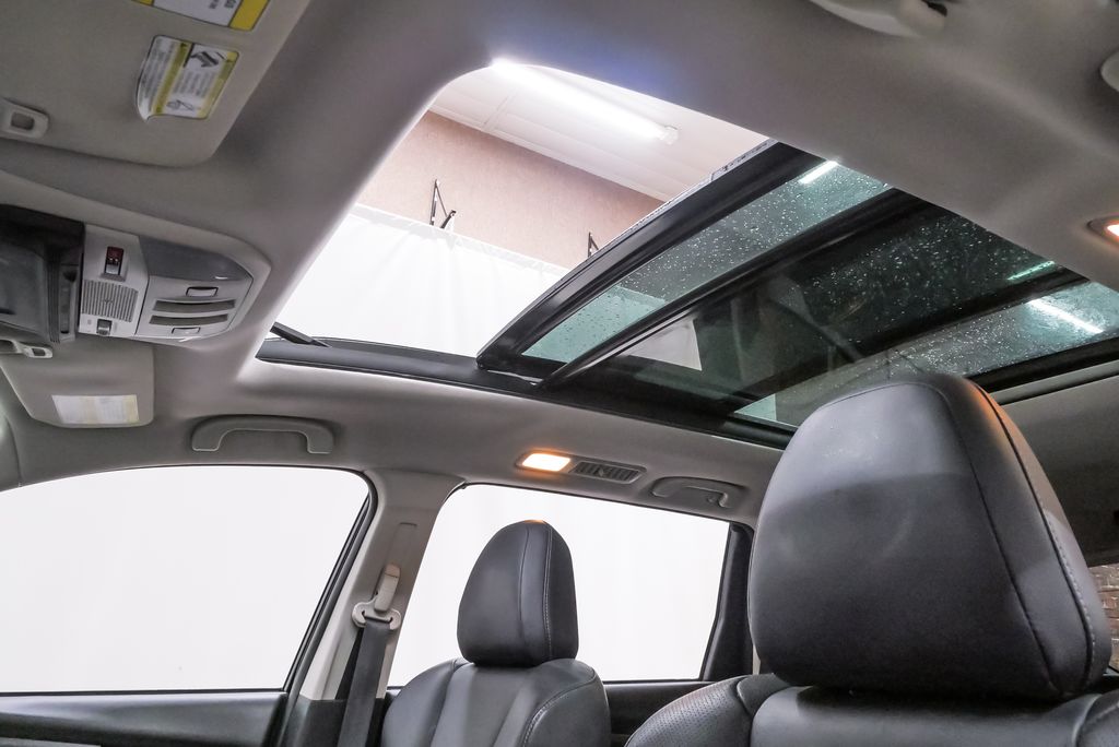 2022 Subaru Ascent Limited - Photo 10