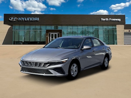 2026 Hyundai Elantra SE Sedan