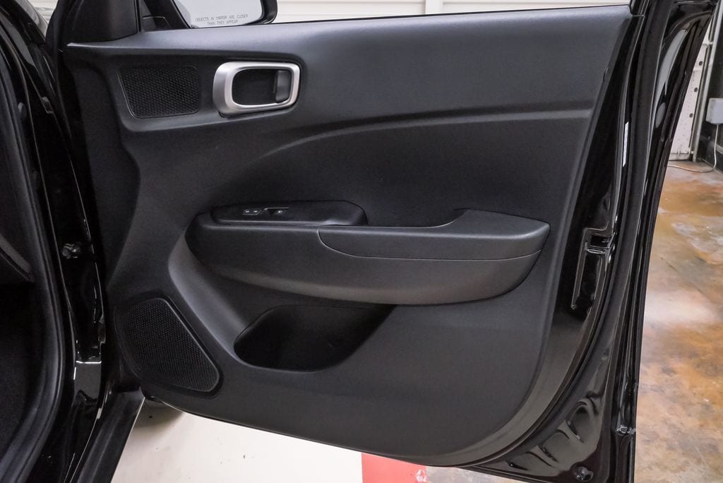 2024 Hyundai Venue SE - Photo 27