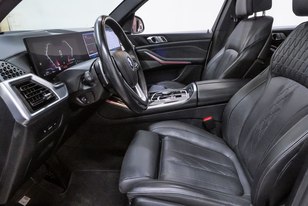 2025 BMW X5 50e - Photo 9