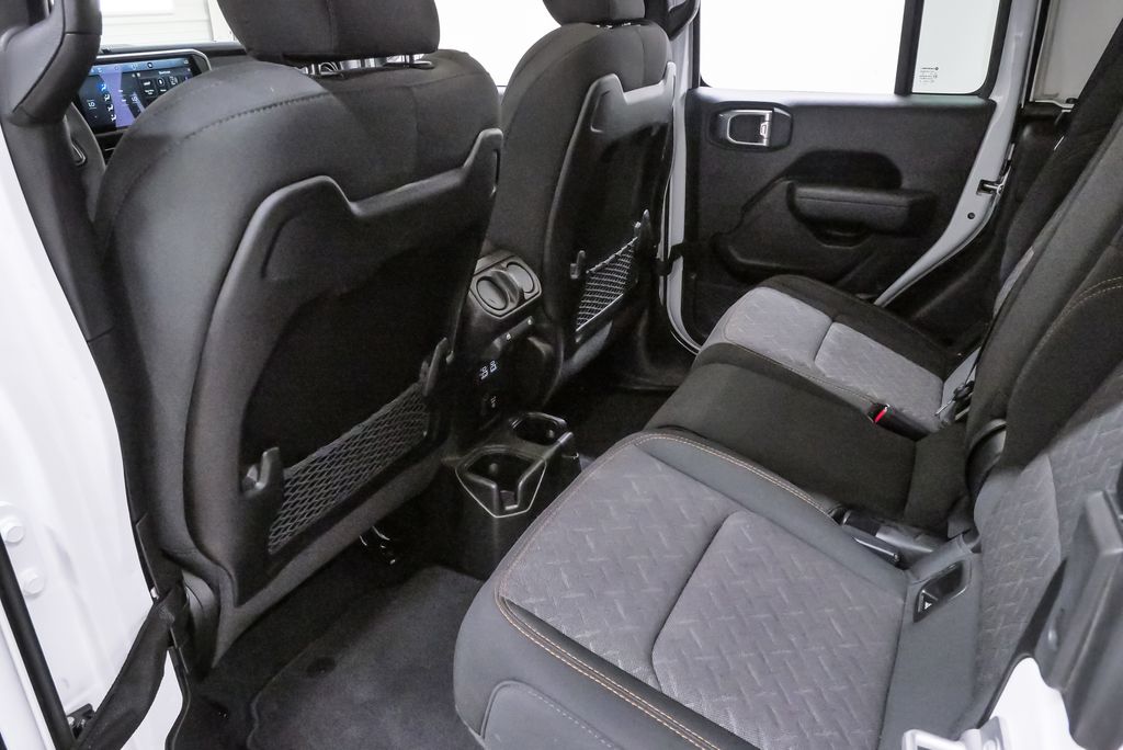 2026 Jeep Gladiator Mojave - Photo 10