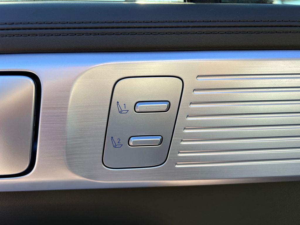 2025 Hyundai Santa Fe Calligraphy - Photo 19