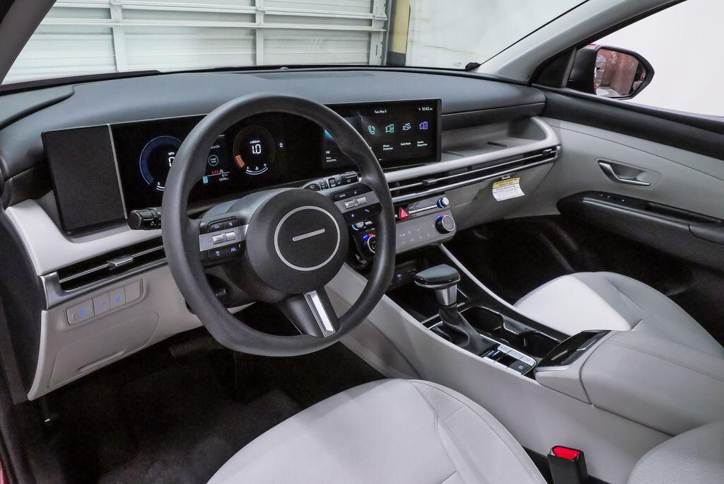 New 2026 Hyundai Tucson SEL FWD SUV