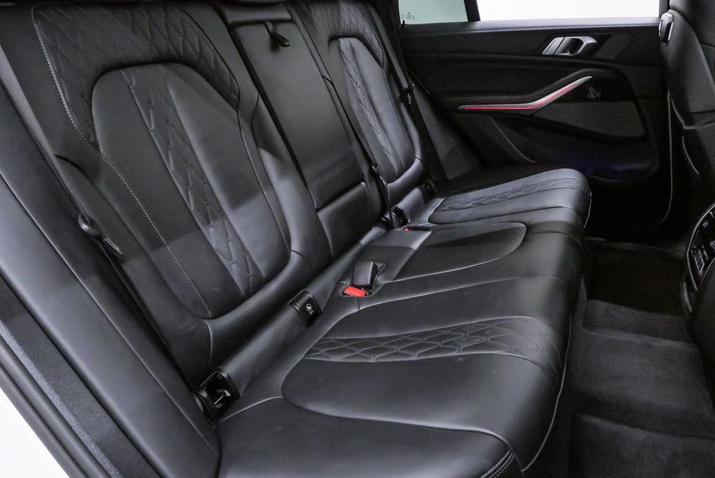 2025 BMW X5 50e - Photo 12