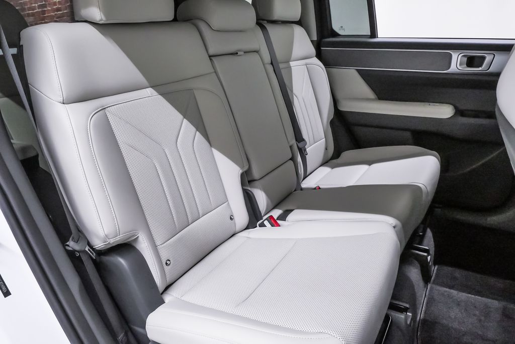 2026 Hyundai Santa Fe SEL - Photo 12