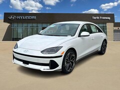 2025 Hyundai IONIQ 6 SEL Sedan