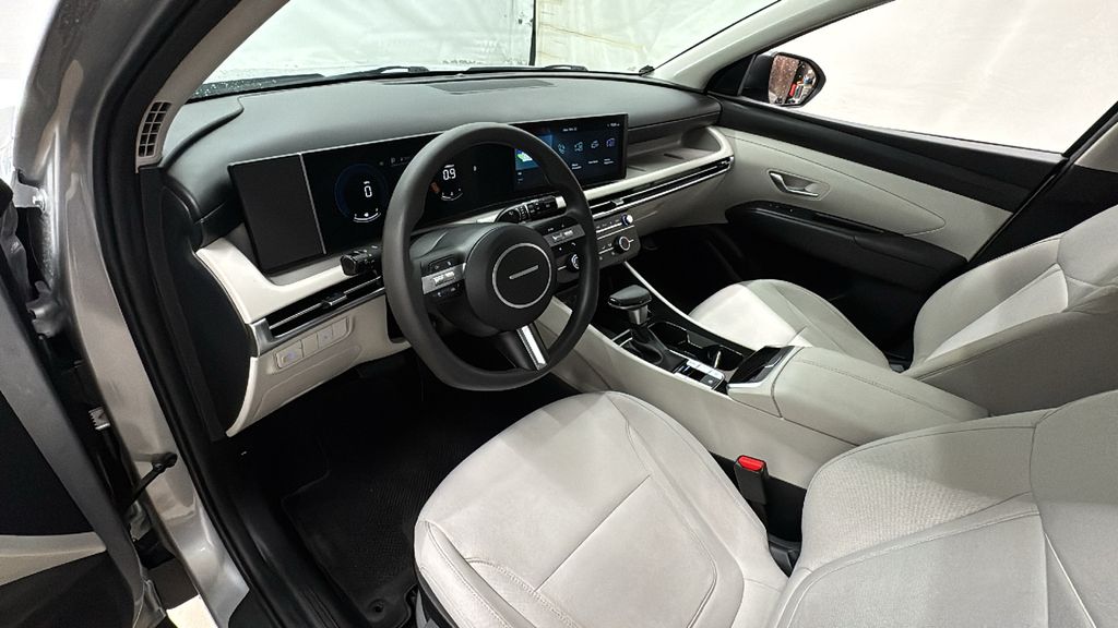 2026 Hyundai Tucson SE - Photo 6