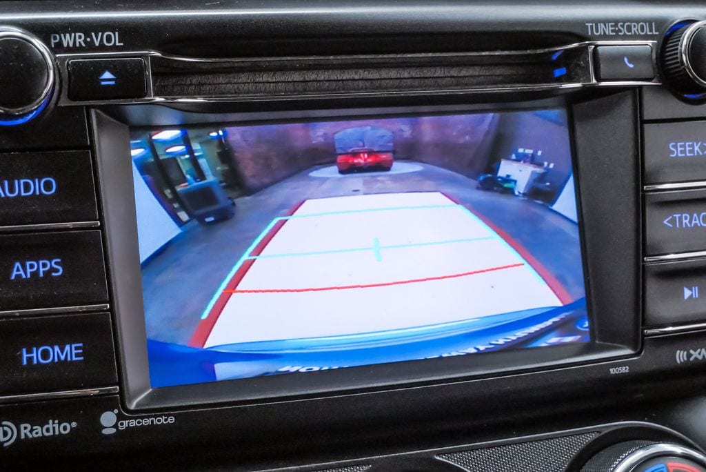 2016 Toyota RAV4 LE - Photo 21