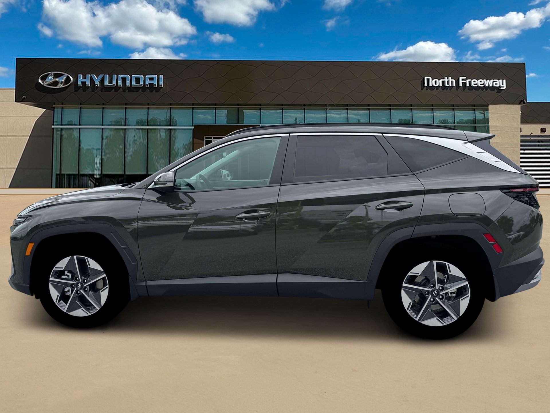 2026 Hyundai Tucson SEL Premium - Photo 3