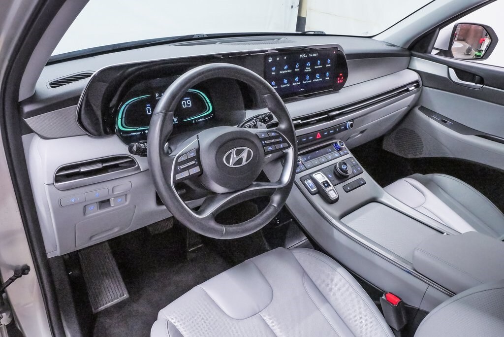 2024 Hyundai Palisade SEL photo 2