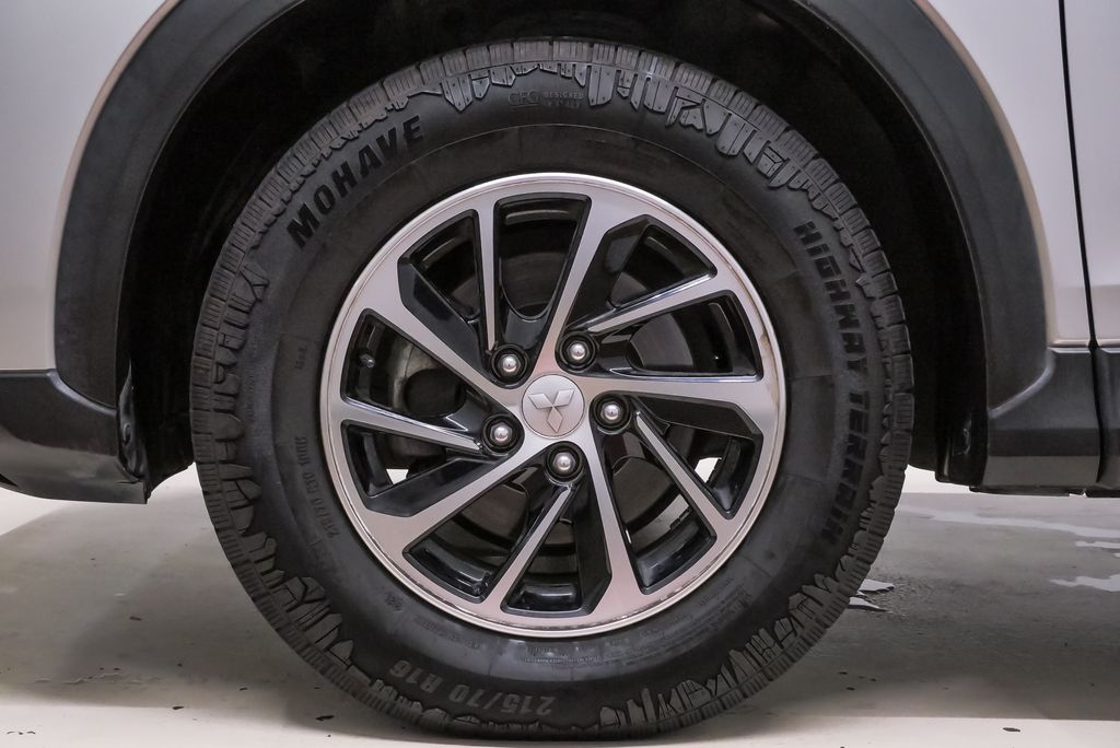 2020 Mitsubishi Eclipse Cross ES - Photo 32