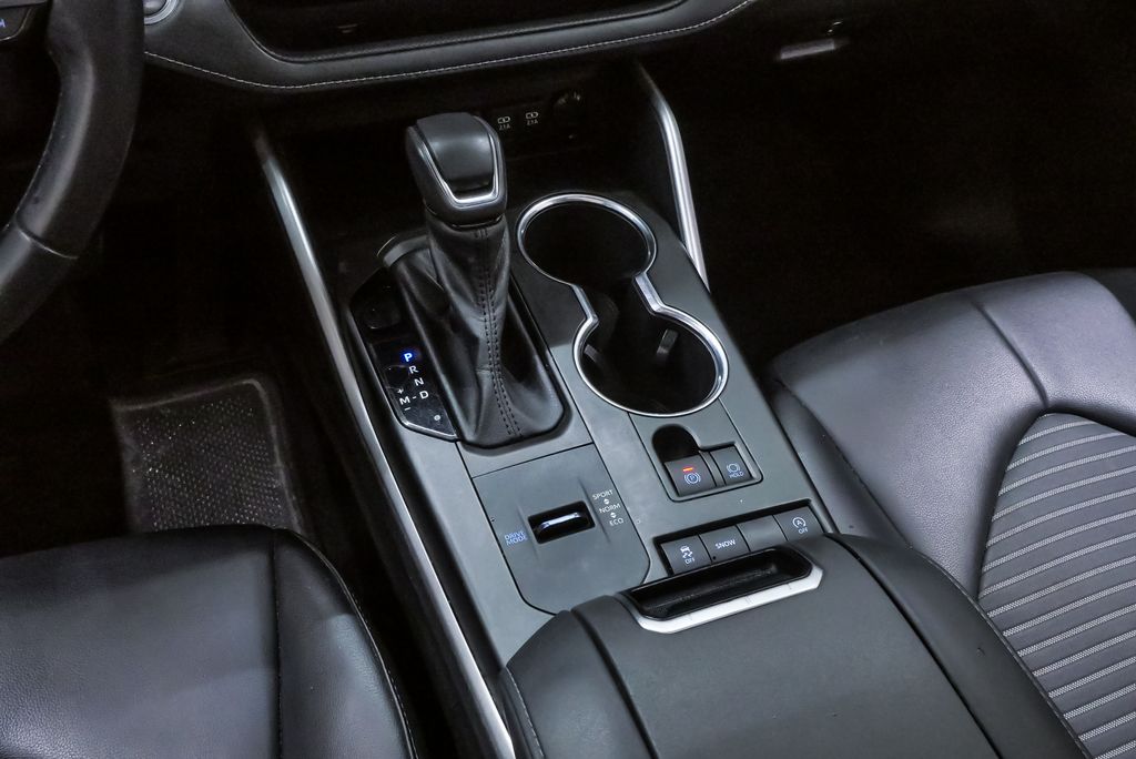 2021 Toyota Highlander XSE - Photo 20