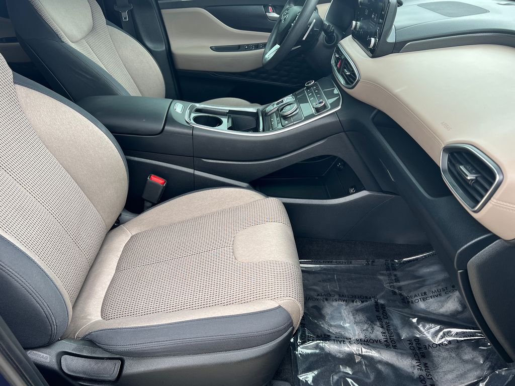 2022 Hyundai Santa Fe SEL - Photo 7