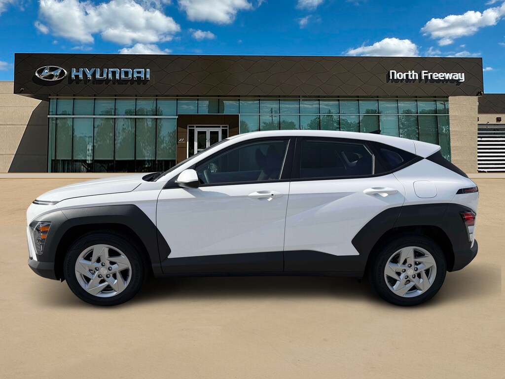 New 2027 Hyundai Kona SE FWD SUV