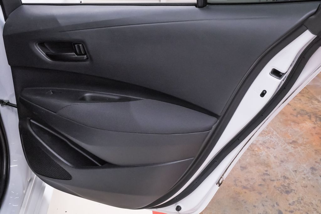 2023 Toyota Corolla LE - Photo 28