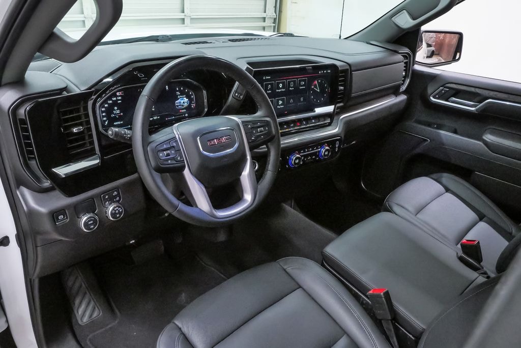 Used 2025 GMC Sierra 1500 SLT Truck Crew Cab