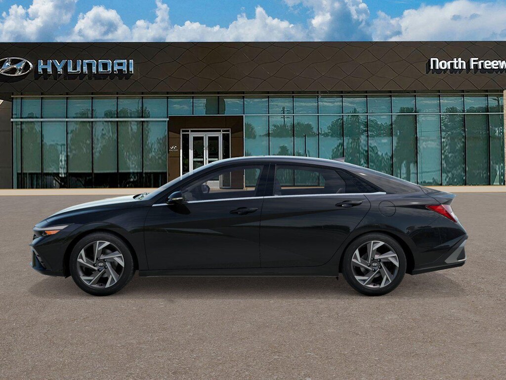 New 2026 Hyundai Elantra Limited Sedan