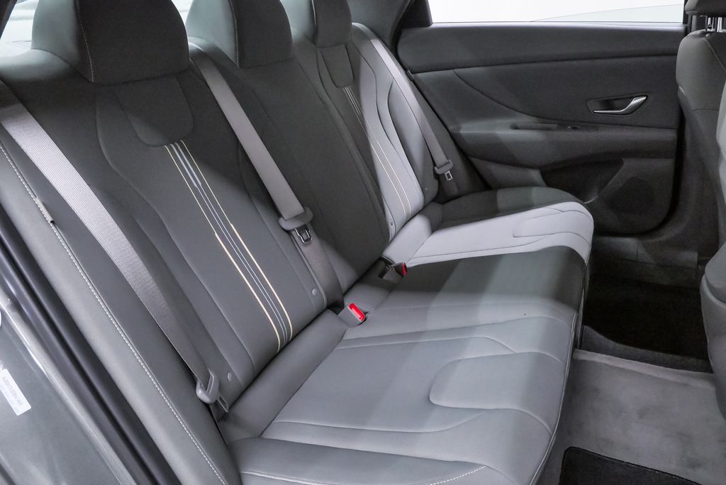 2026 Hyundai Elantra SEL Sport - Photo 11