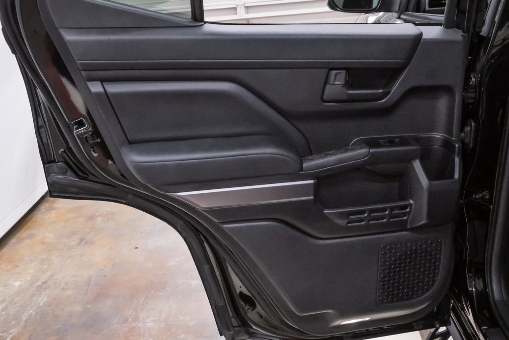 2025 Toyota 4Runner SR5 - Photo 26