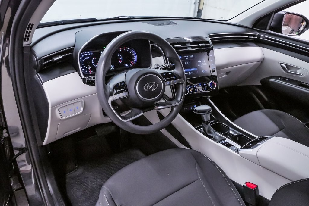 2023 Hyundai Tucson SEL photo 2